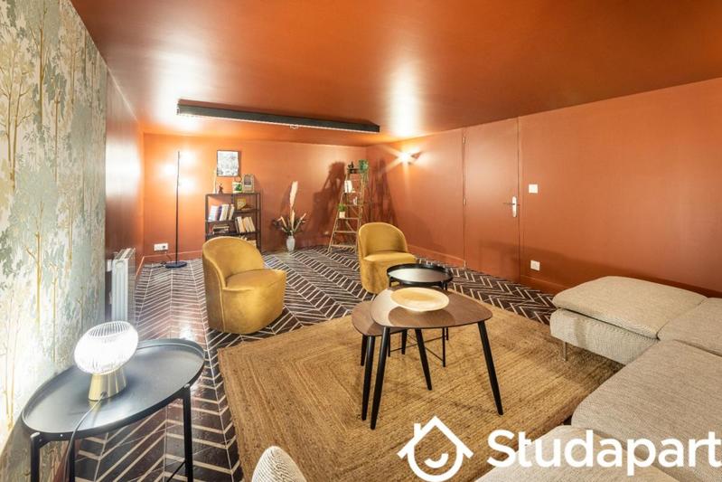 Chambre - 15 m² - 1 pièce