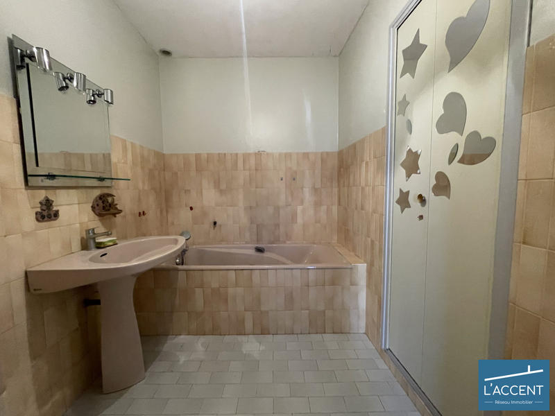 Maison - 100 m² - 4 pièces