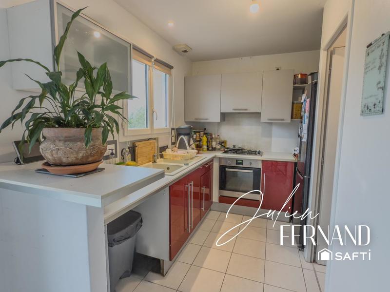 Maison - 92 m² - 5 pièces