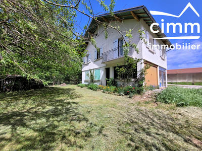 Maison - 140 m² - 4 pièces