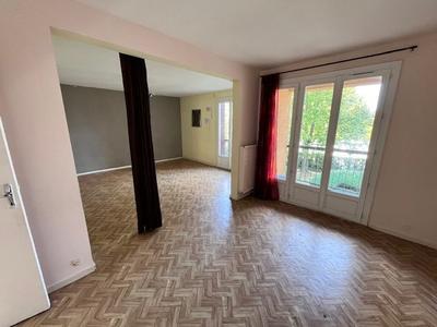 Appartement - 79 m² - 4 pièces
