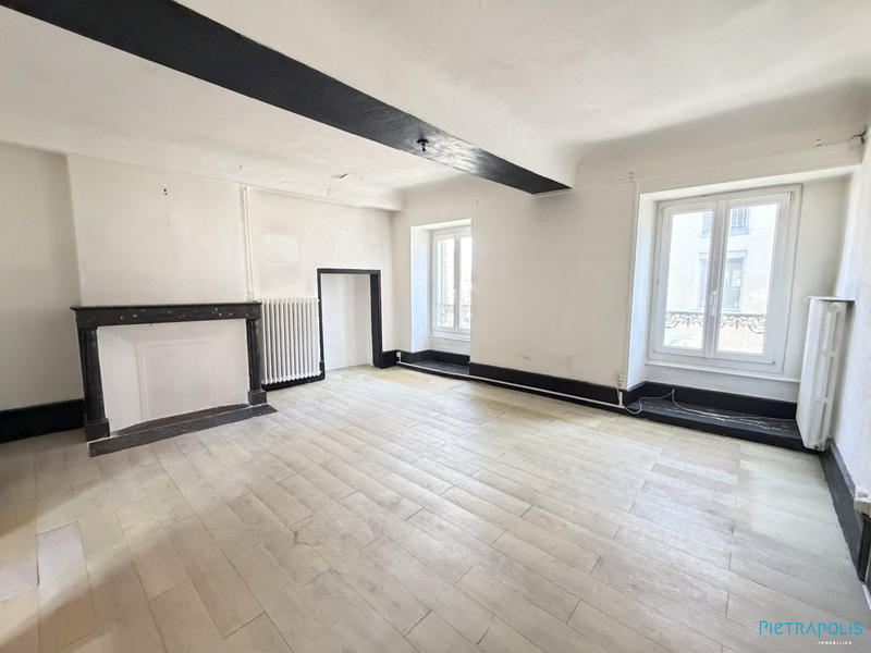 Appartement - 93 m² - 4 pièces