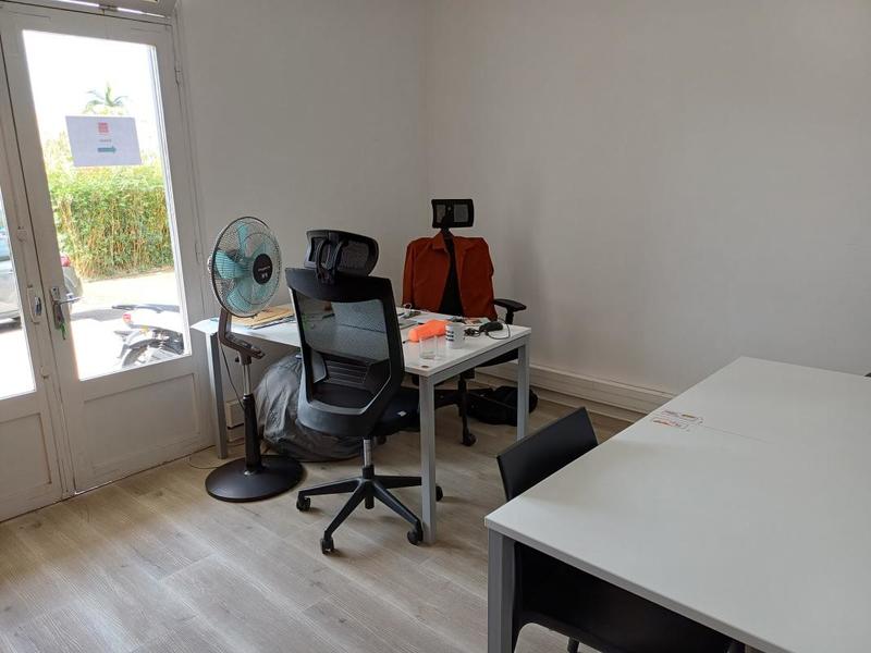 Bureau - 145 m²