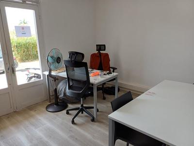 Bureau - 145 m²