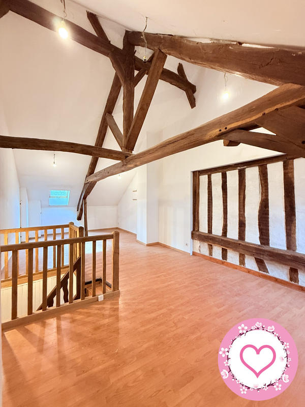 Local commercial - 133 m² - 7 pièces