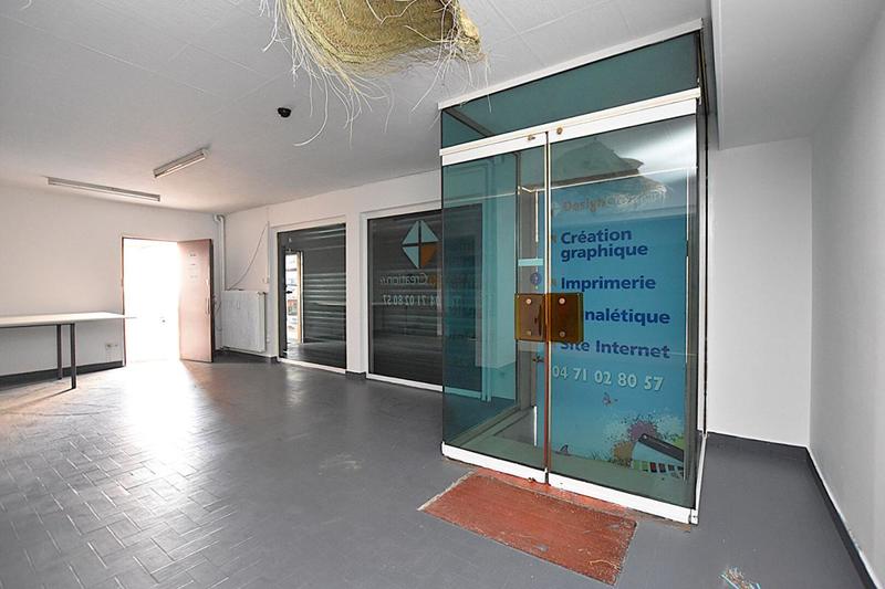 Local commercial - 94 m² - 2 pièces