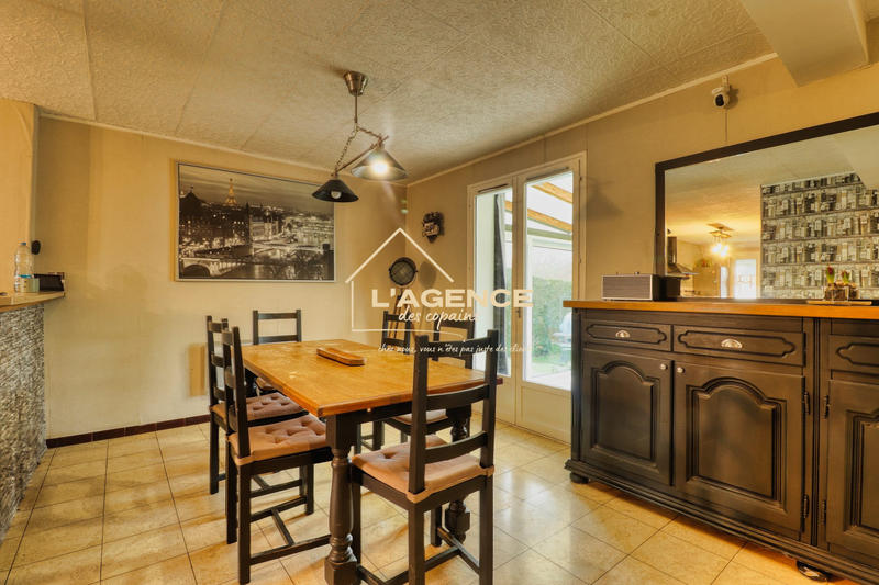 Maison - 90 m² - 5 pièces