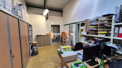 Local commercial - 215 m²