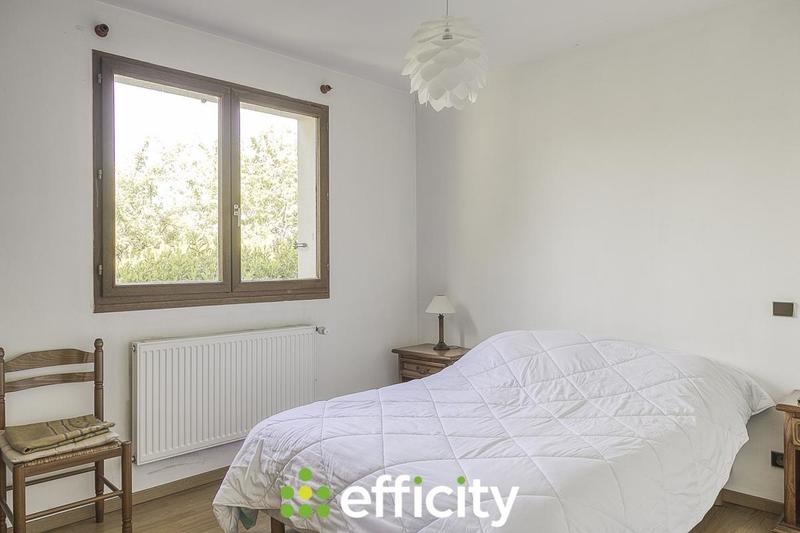 Maison - 215 m² - 7 pièces