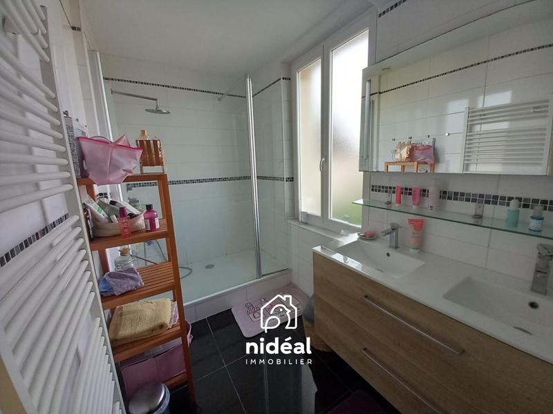 Maison - 149 m² - 7 pièces