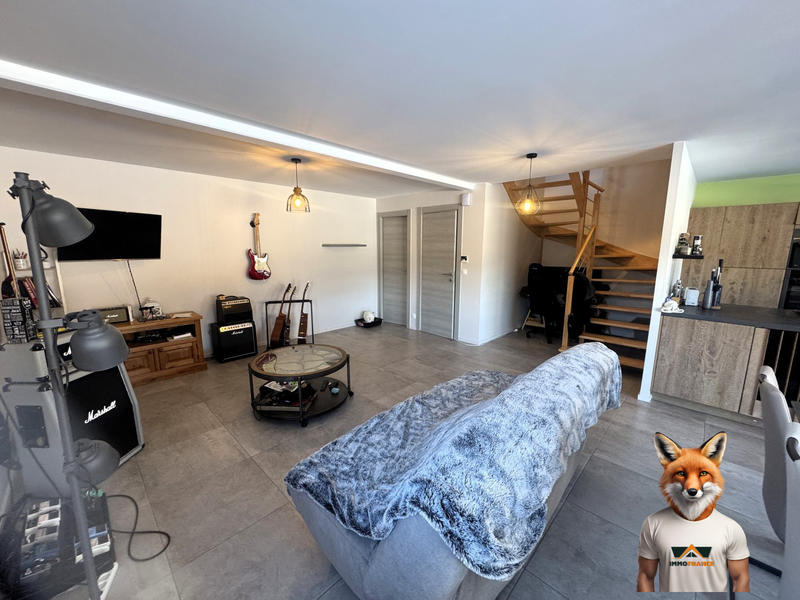 Duplex - 111 m² - 4 pièces