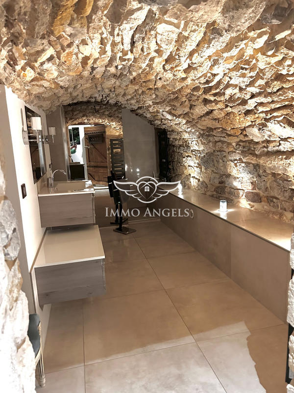 Maison ancienne - 289 m² - 11 pièces