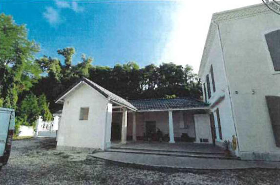 Maison - 206 m² - 7 pièces