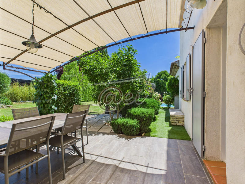 Villa - 150 m² - 6 pièces