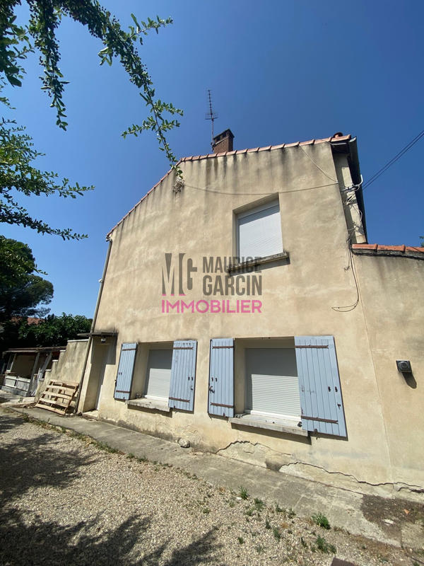 Maison - 280 m² - 6 pièces