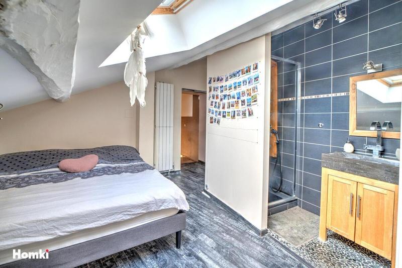 Maison - 160 m² - 7 pièces