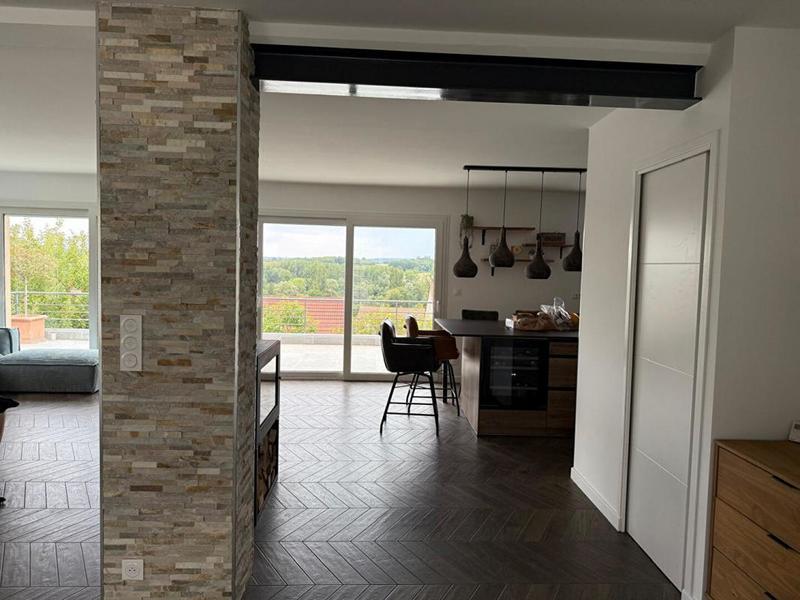 Maison - 197 m² - 8 pièces