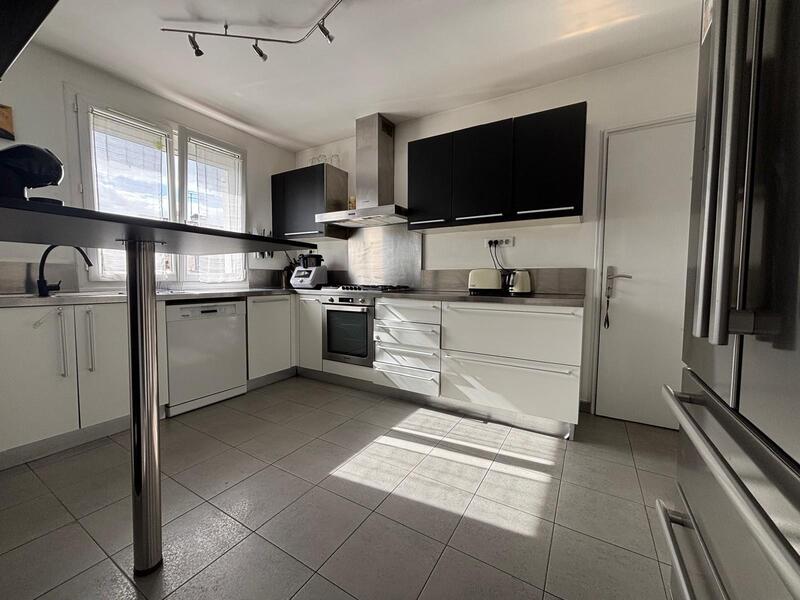 Maison - 124 m² - 6 pièces