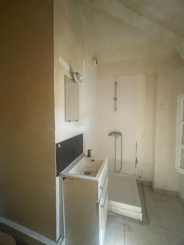 Immeuble - 7 pièces