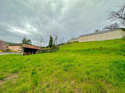 Terrain constructible - 751 m²