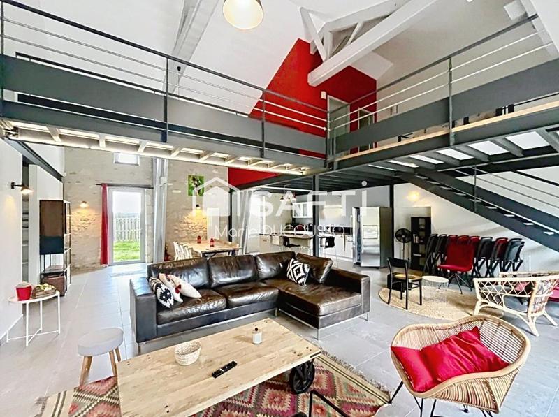 Maison - 371 m² - 9 pièces