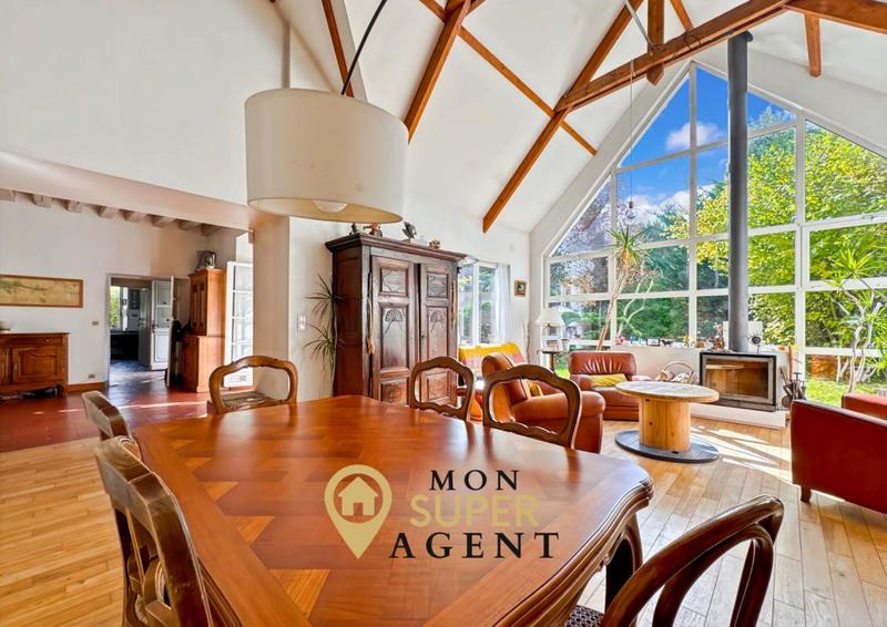 Propriété - 183 m² - 7 pièces