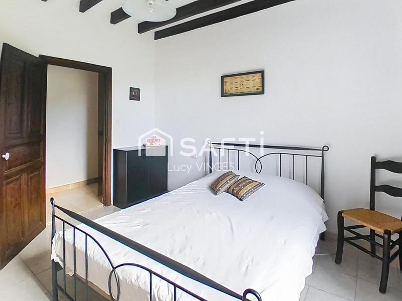 Maison - 211 m² - 8 pièces