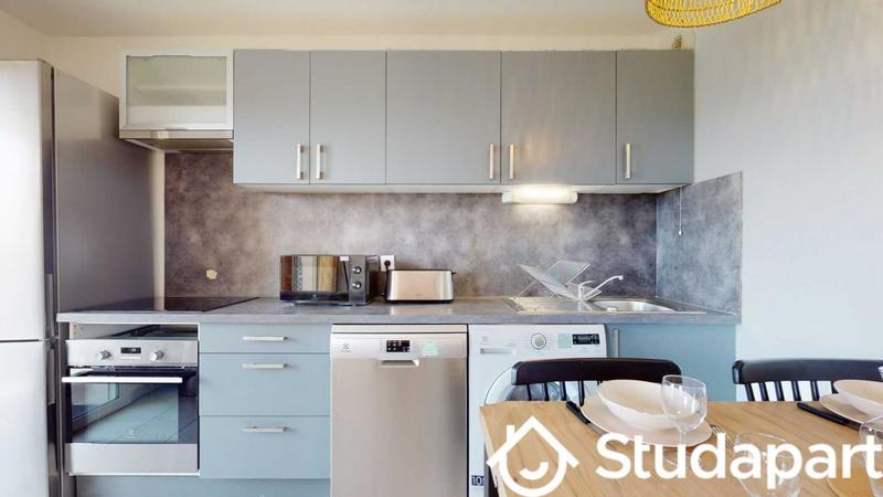 Chambre - 12 m² - 1 pièce