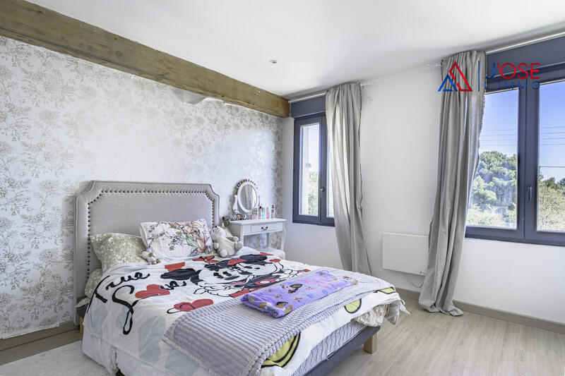 Villa - 157 m² - 4 pièces