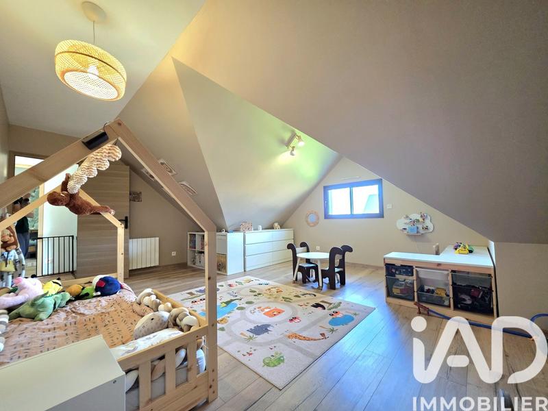 Maison - 157 m² - 6 pièces