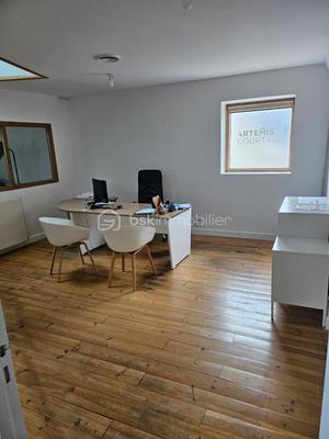 Bureau - 88 m² - 4 pièces