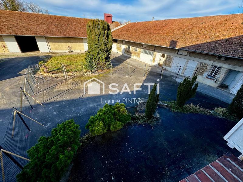 Maison - 219 m² - 7 pièces