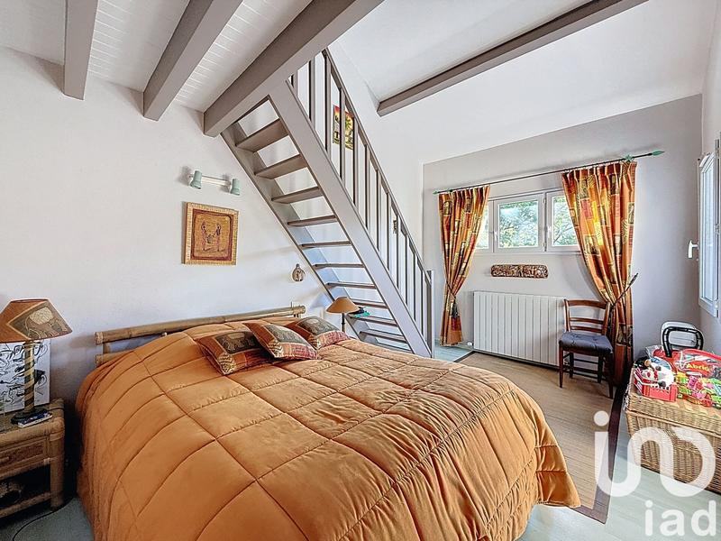 Maison - 171 m² - 7 pièces