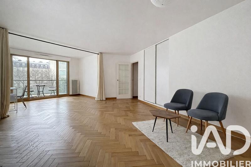 Studio - 49 m² - 1 pièce