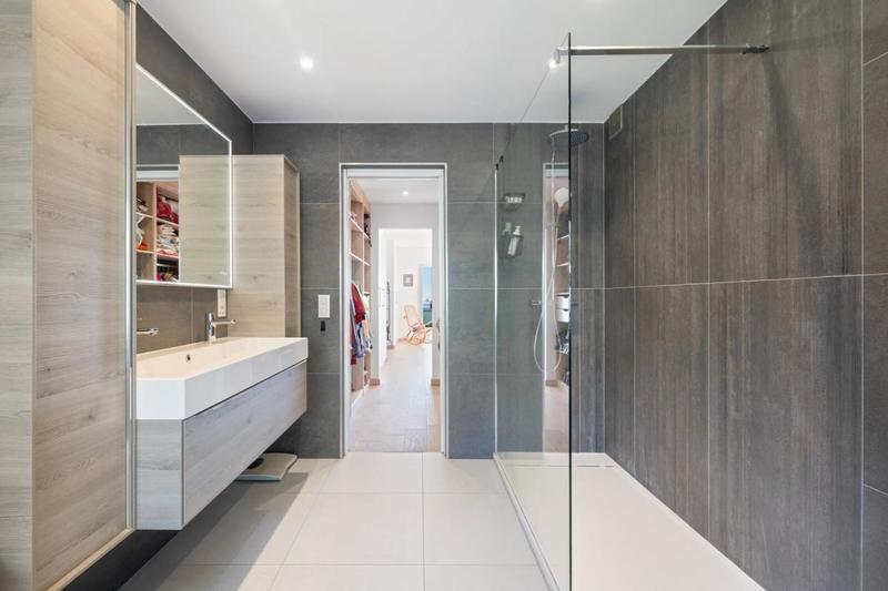 Appartement - 138 m² - 4 pièces