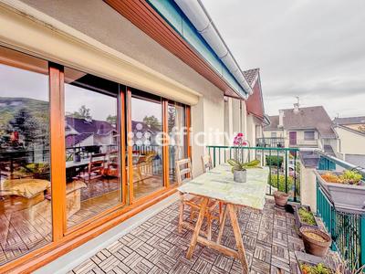 Appartement - 95 m² - 5 pièces