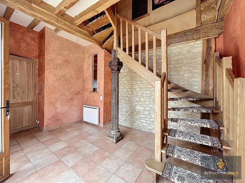 Maison - 288 m² - 8 pièces