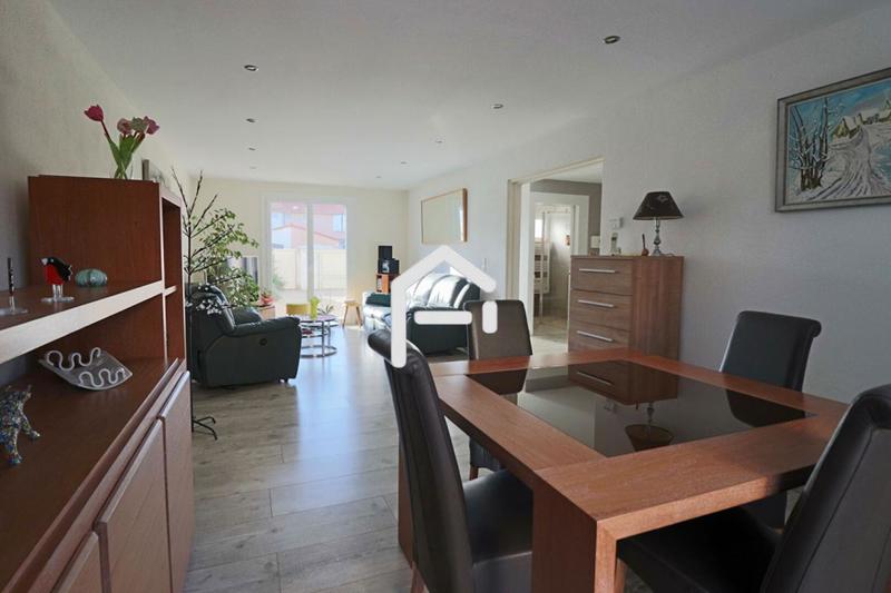 Maison - 122 m² - 6 pièces