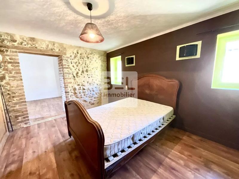 Maison de village - 80 m² - 4 pièces