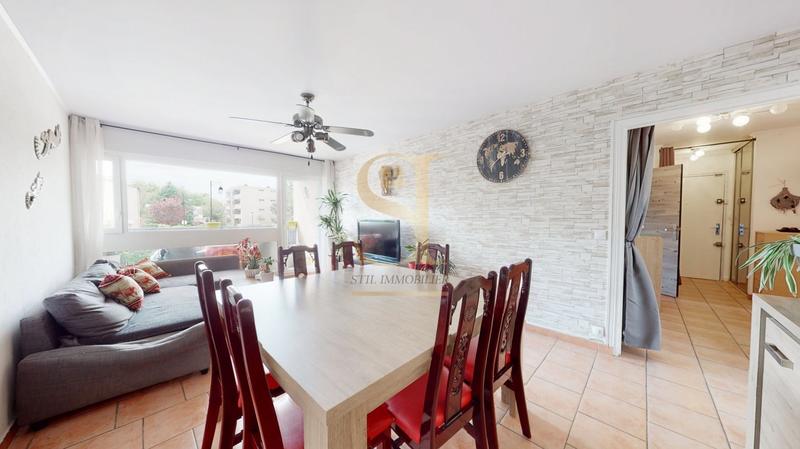 Appartement - 98 m² - 5 pièces