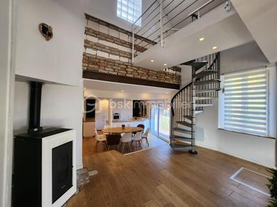 Immeuble - 216 m² - 8 pièces