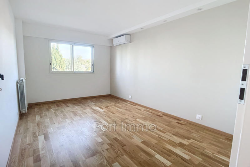Appartement - 121 m² - 4 pièces