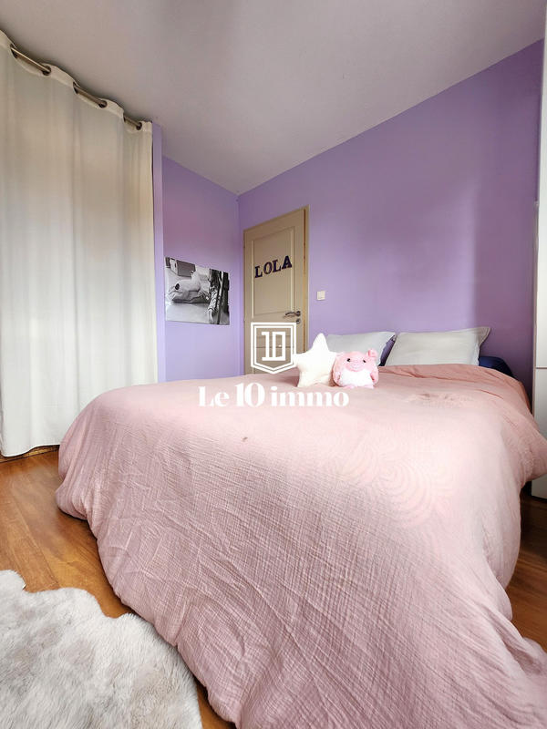 Maison - 180 m² - 7 pièces