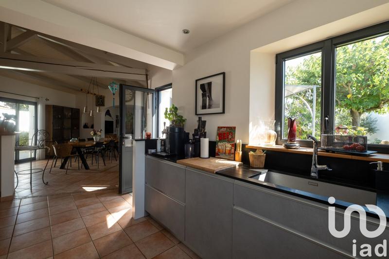 Maison - 174 m² - 9 pièces