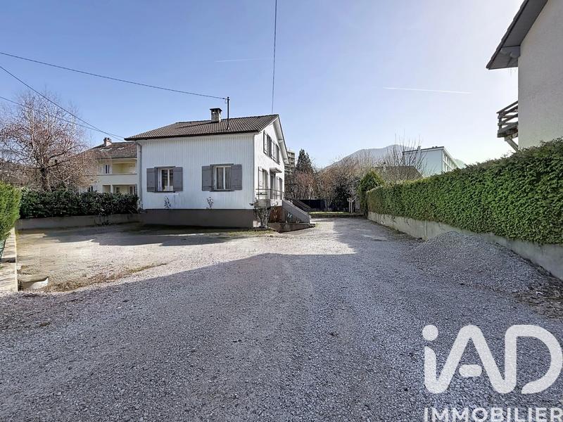 Maison de ville - 104 m² - 6 pièces