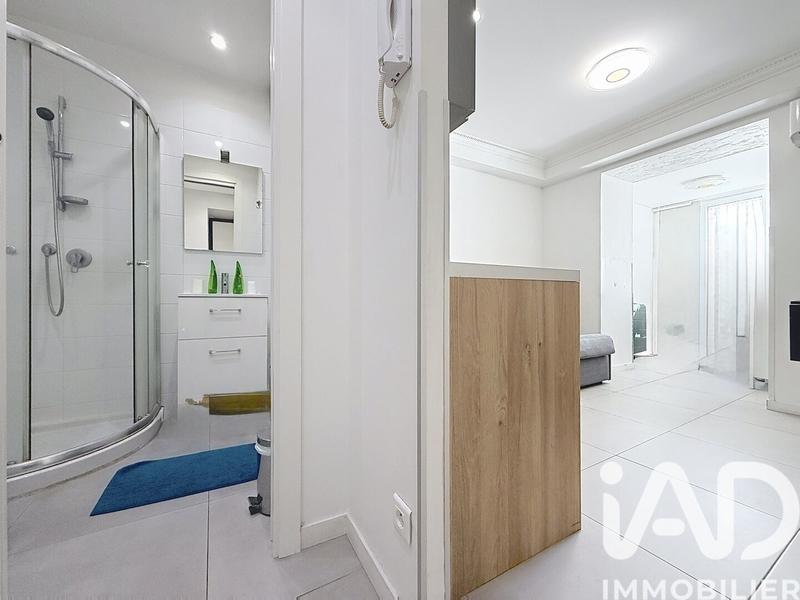 Maison - 180 m² - 8 pièces