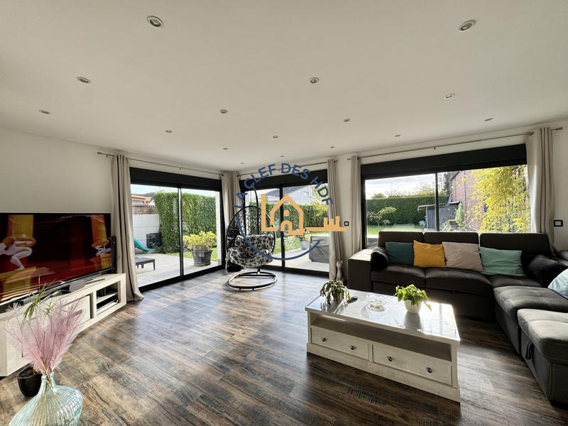 Maison - 155 m² - 6 pièces