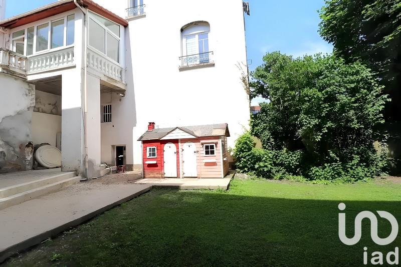 Appartement - 192 m² - 7 pièces