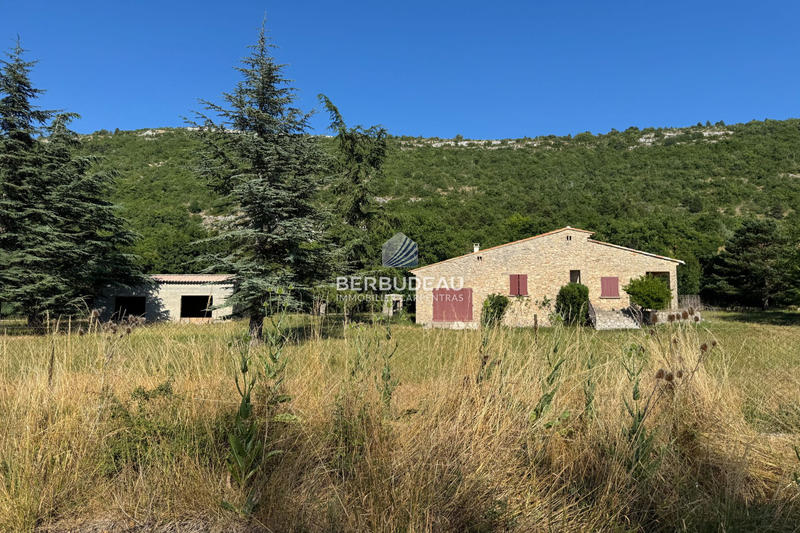 Maison - 93 m² - 4 pièces