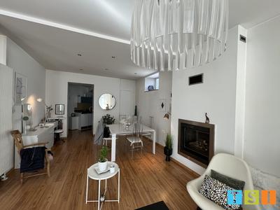 Maison - 91 m² - 4 pièces